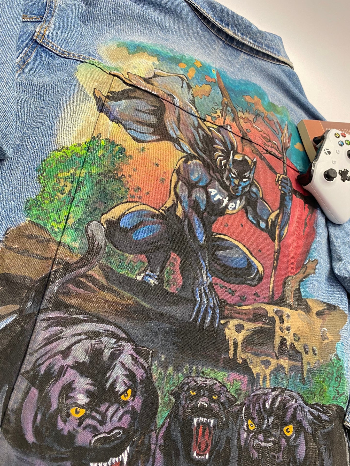Valentines Day Gift for Marvel Fans – Hand-Painted Black Panther Denim Jacket | Custom Oversized Streetwear, Comic Fan Clothing